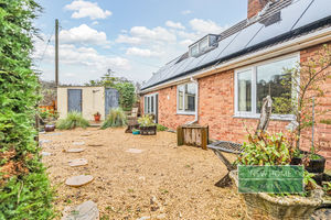 Photo 16- click for photo gallery